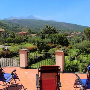Vulcano, Tra L'etna E Il Mare , Zafferana Etnea Włochy